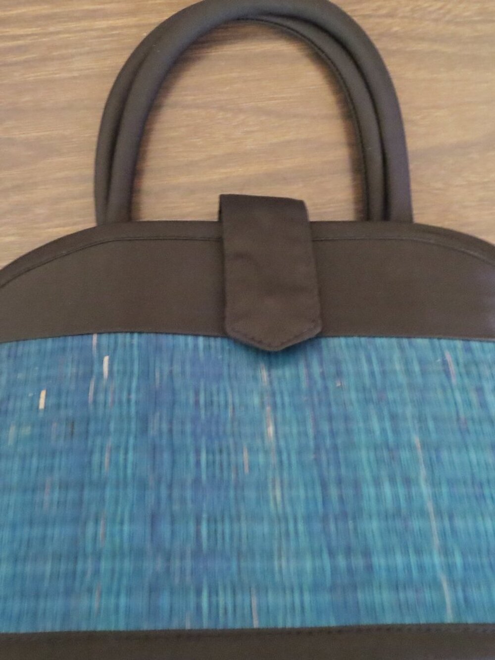 Beautiful Cambodian Blue Woven Bamboo Reed Purse w/zip 11" wide, 7" tall